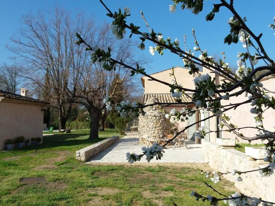 Bastide Provencale De Charme A La Cote D'Azur Villa Калиан Екстериор снимка