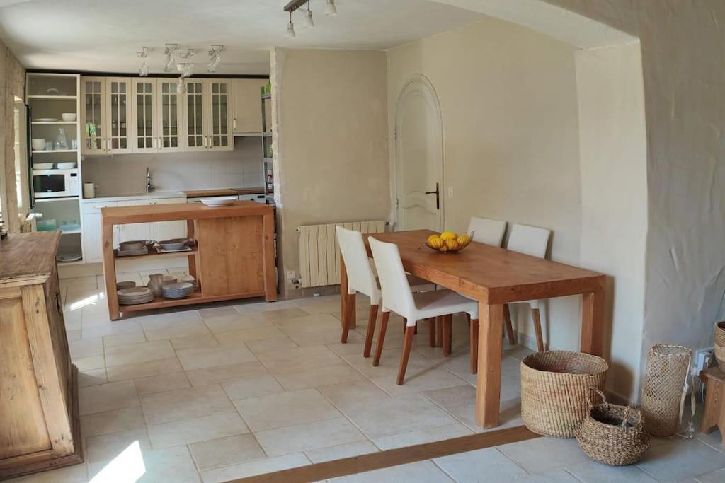 Bastide Provencale De Charme A La Cote D'Azur Villa Калиан Екстериор снимка